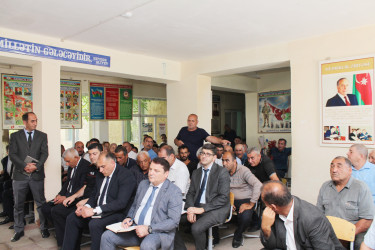 Ucar rayon İcra Hakimiyyəti Başçısı Mənsur Məmmədov 17 iyun 2026-cı il tarixdə Bağban kəndində səyyar qəbul keçirib