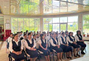 Ucar rayon Alpı kənd tam orta ümumtəhsil məktəbində 26 iyun “Narkotik vasitələrin sui-istifadəsi və qanunsuz dövriyyəsi ilə Beynəlxalq Mübarizə Günü” çərçivəsində “Sağlam həyat naminə narkotikə və zərərli vərdişlərə yox deyək” mövzusunda maarifləndirici tədbir keçirilmişdir.
