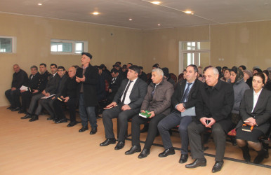 Ucar rayon İcra Hakimiyyəti Başçısı Mənsur Məmmədov 23 yanvar 2026-cı il tarixdə Lək kəndində səyyar qəbul keçirib