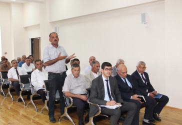 Ucar rayon İcra Hakimiyyəti Başçısı Mənsur Məmmədovun 04 iyun 2025-ci il tarixdə Qazyan kəndində səyyar qəbulu keçirilib