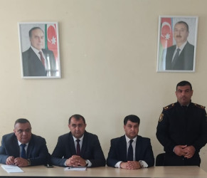 Ucar rayonunun Bərgüşad kəndində “Konstitusiya və Suverenlik İli” çərçivəsində “Ümummilli Lider Heydər Əliyev müstəqil Azərbaycan Konstitusiyasının müəllifidir” mövzusunda tədbir keçirildi