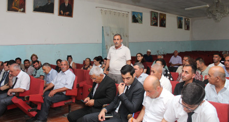 Ucar rayon İcra Hakimiyyəti Başçısı Mənsur Məmmədov 15 iyul 2026-cı il tarixdə Təzə Şilyan kəndində səyyar qəbul keçirib
