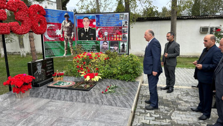 Ucar rayonunda Vətən müharibəsində şəhid olan Elçin İsmayılovun ildönümü ilə əlaqədar məzarı ziyarət olundu