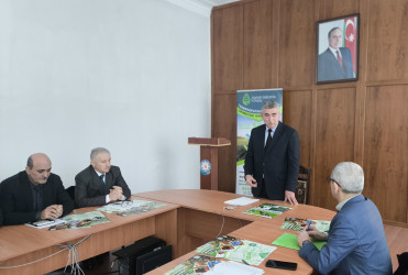 Aqrar sığortada 1000 manatlıq buğda 7,4 manatla qorunur - Ucar rayonunda fermerlərlə görüş keçirilib