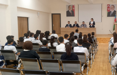 Ucar rayonu Qazyan kəndində “Narkotikə və narkomaniyaya yox deyək”, “Uşaqların təhsildən yayınmalarının qarşısının alınması”, “Ailələrdə zorakılıq və erkən nikahlar” və “Dini radikalizm” mövzularında maarifləndirici tədbir keçirilmişdir