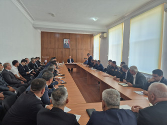26 sentyabr 2025-ci il tarixdə Ucar Rayon İcra Hakimiyyəti Başçısı Mənsur Məmmədov müşavirə keçirdi