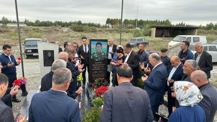 Ucar rayonunda Vətən müharibəsində şəhid olan Hüseyn Həsənovun ildönümü ilə əlaqədar məzarı ziyarət olundu